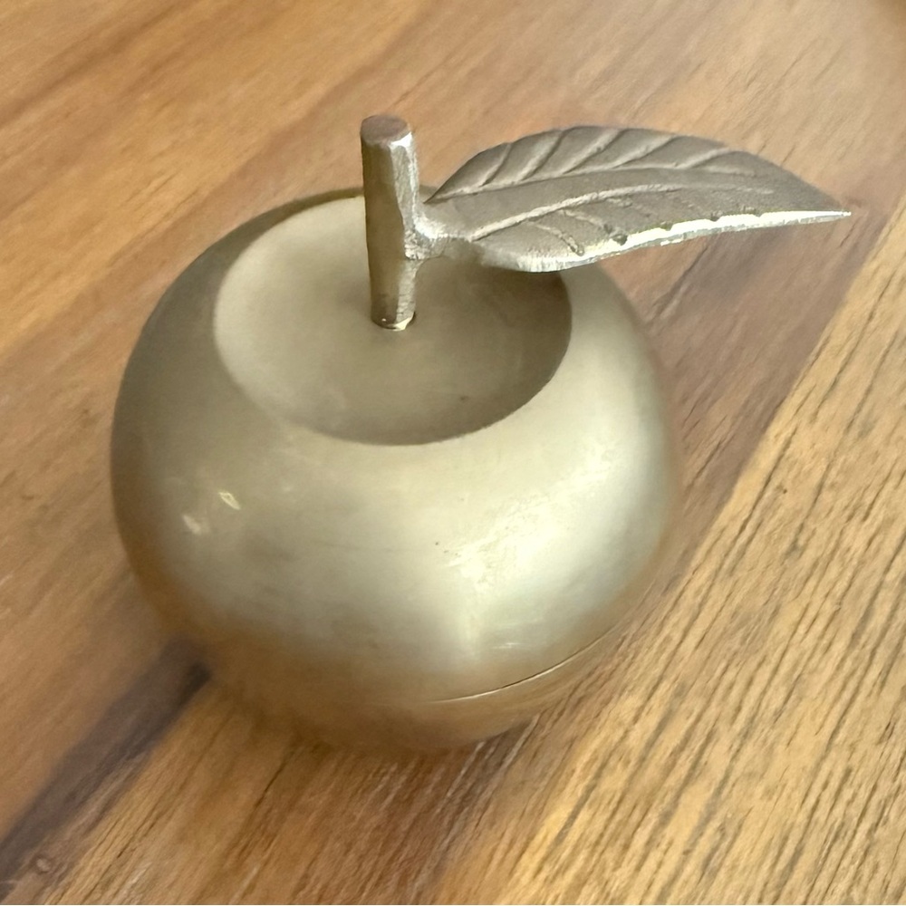 Gold Apple Decor with Leaf Accent